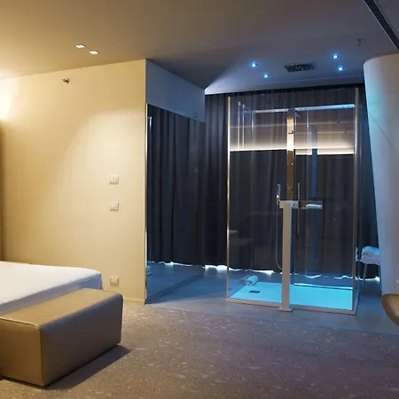 Western Net Tower Ξενοδοχείο 4*